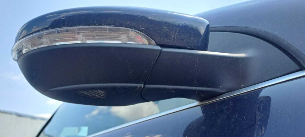 Oglinzi electrice cu rabatare electrica / Oglinda stanga , oglinda dreapta pentru VW Eos Facelift 2010 / pret afisat per bucata