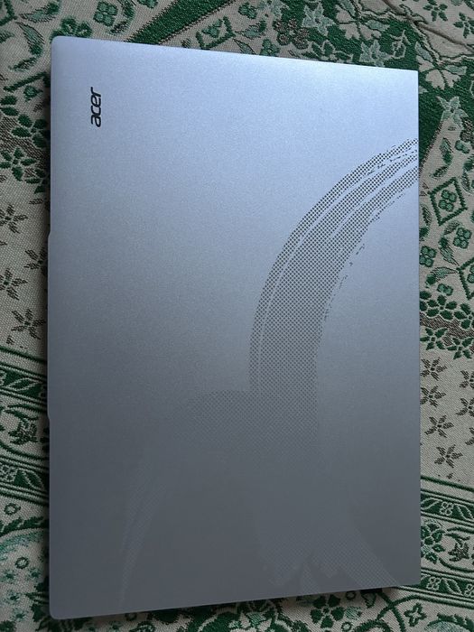 Ноутбук Acer aspire 16’