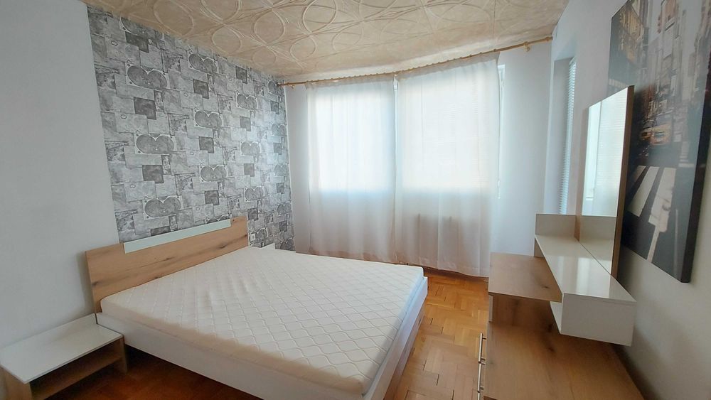 Дава се под наем Тристаен апартамент в София, Лозенец - 96 кв.м за 800 € - Снимка #4