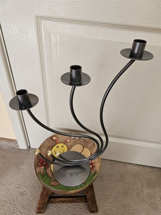 Нов  елегантен  свещник