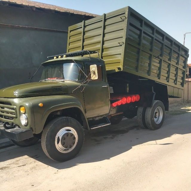 Zil yuk mashinasi