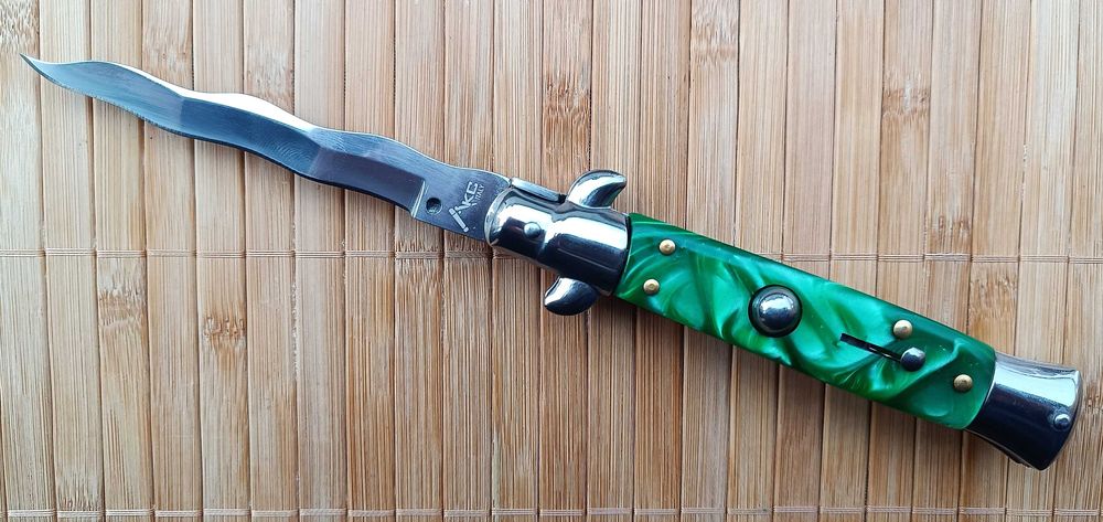 Автоматичен сгъваем нож / Stiletto /