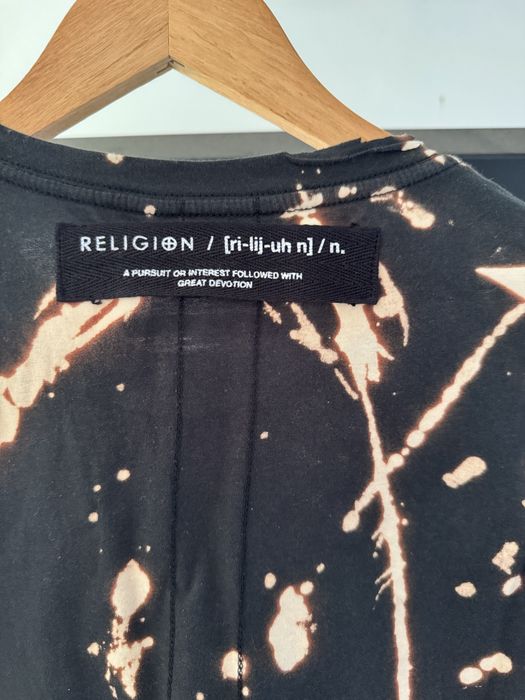 Tricou Religion UK