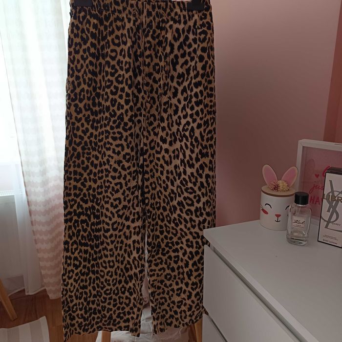 Памучни и ленени панталони H&M