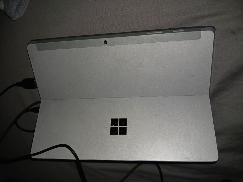 Microsoft Surface 3 лаптоп таблет