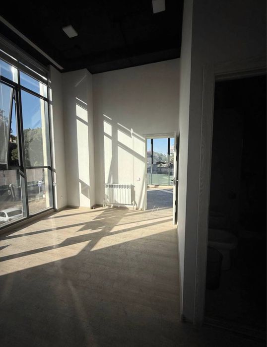 Яккасарай ЖК Prestige Garden Коммерческое помещение, 345м2. 1 Линия