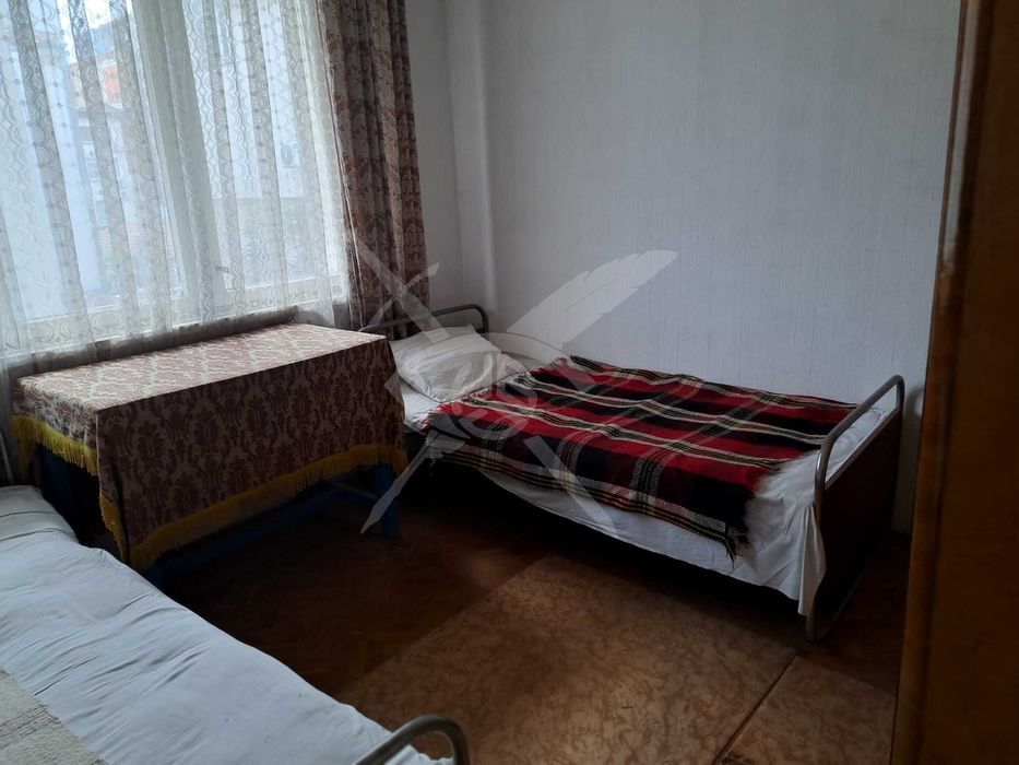 Триетажна Къща - Несебър