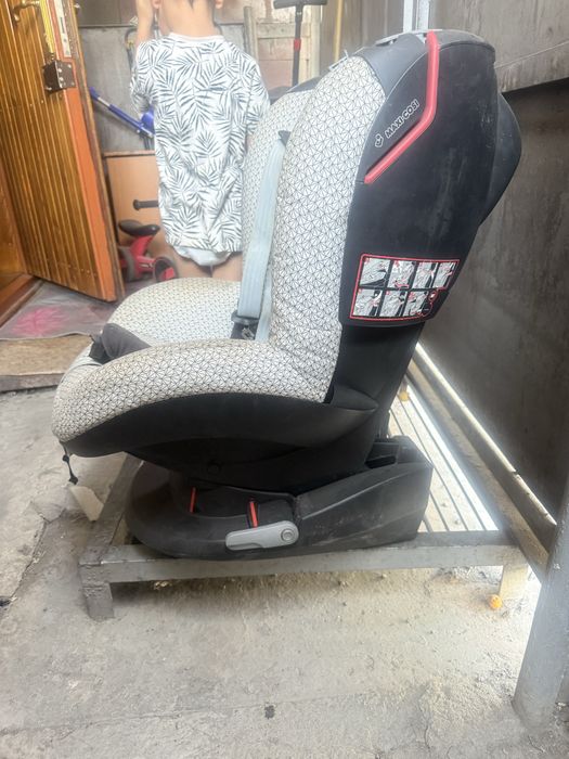 Продам автокресло