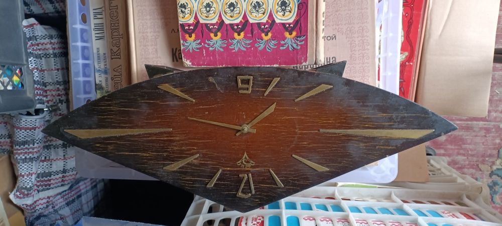 Часы механические СССР винтаж