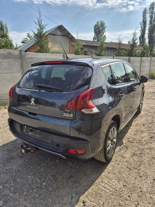 Dezmembram Peugeot 3008 an 2014 1.6 hdi bara fata /capota motor /trager/aripi