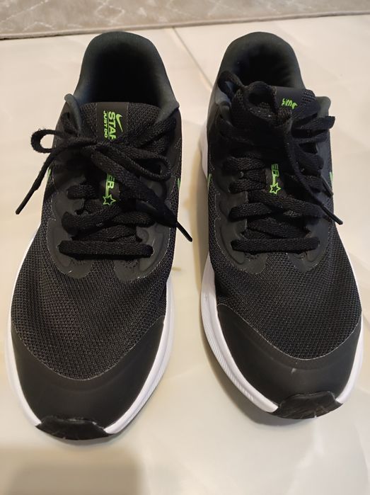 Nike маратонки ..