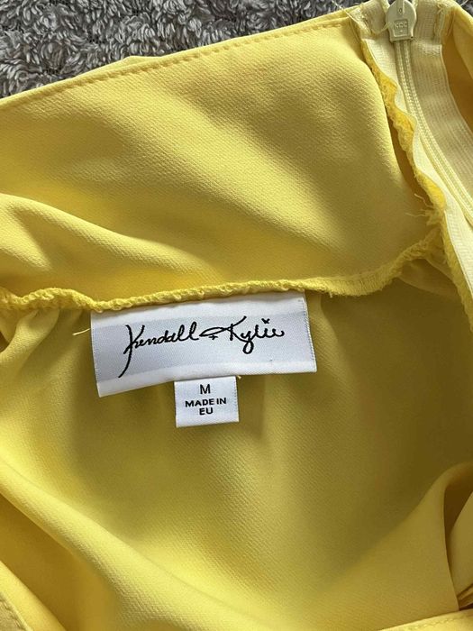 Официална рокля - размер М