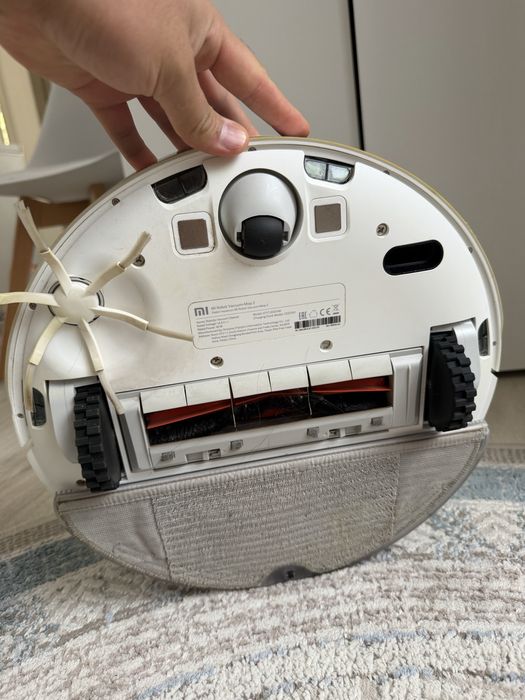Робот пылесос Mi Robot Vacuum Mop 2