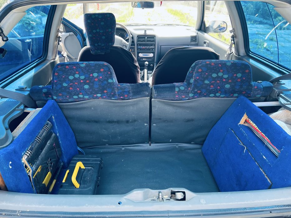 Продавам Suzuki Swift 2000 г., бензин