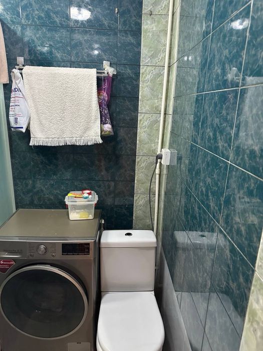 Срочно Продаётся 4х комнатная 5 этаж 75м2 Цена 52500у.е торг Согдиана.