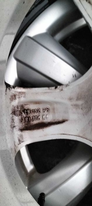 Продавам джанти с гуми Michelin 205/60 R16