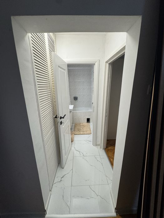 Apartament de închiriat | PF | 3 camere | Podu Ros | AC | Centrala