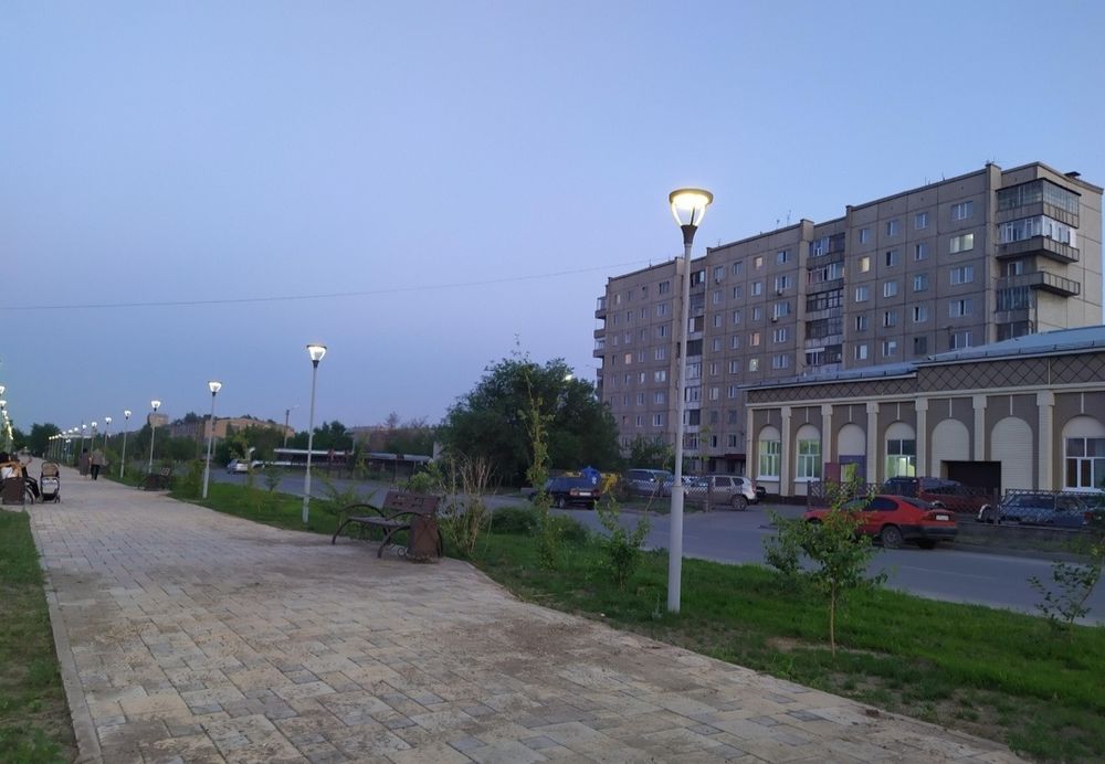 Срочно продам квартиру.  Пр. Ауэзова 114А.