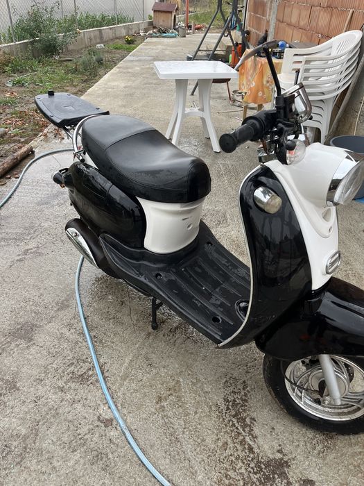 Скутер 50 кубика