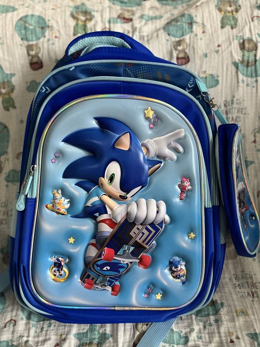 Продам рюкзаки для девочки и мальчика