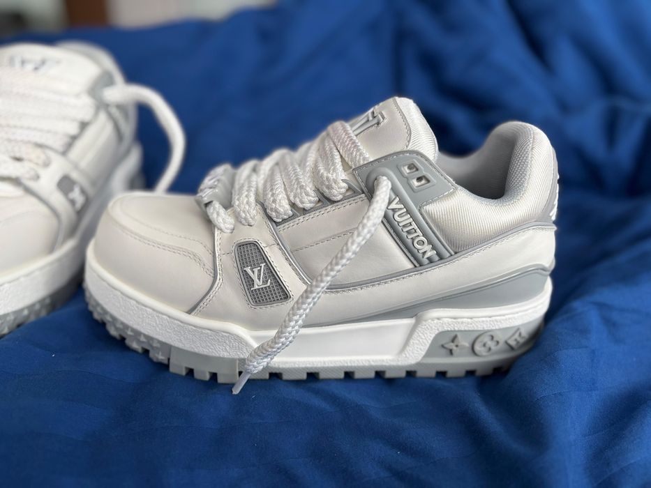 Adidasi Louis Vuitton