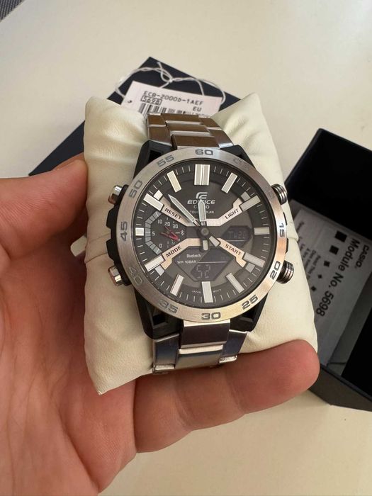 Часовник CASIO ECB-2000D-1AEF