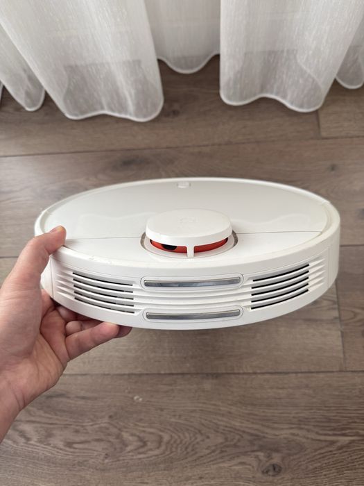 Продам робот пылесос