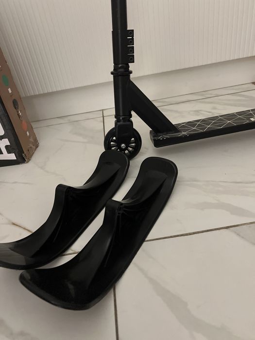 Самокат снегокат