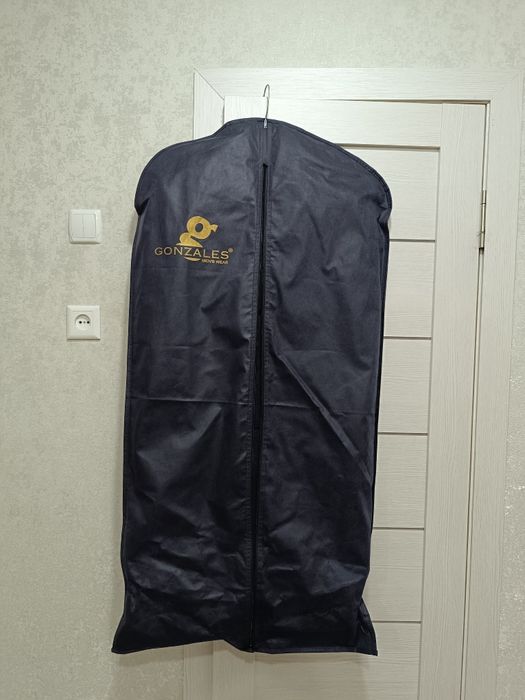 Gonzales.  Мужское пальто