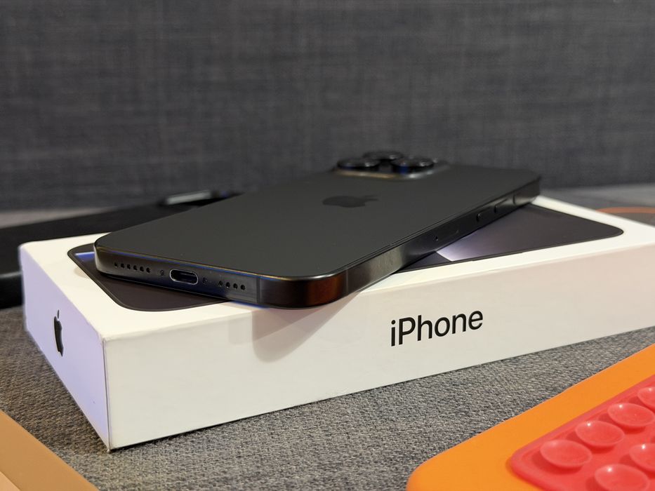 iPhone 16 Pro Max Black Titanium 512 Gb