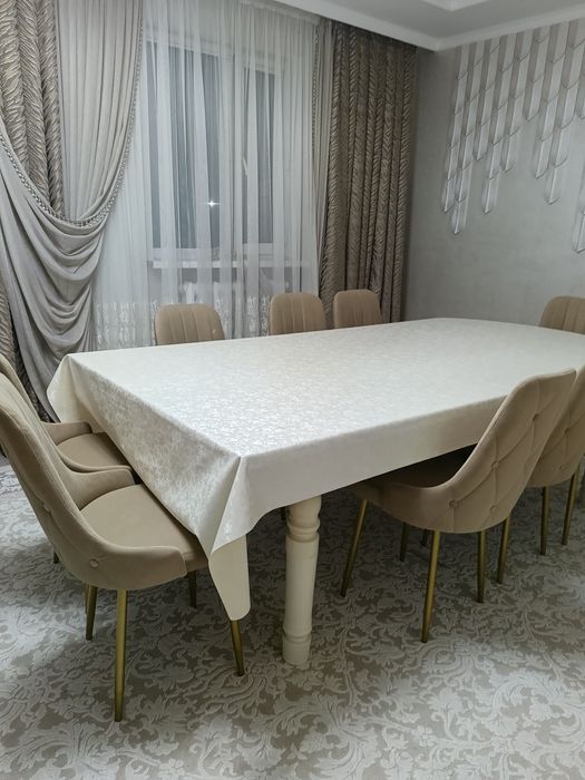 Стол мен стулья сатылады