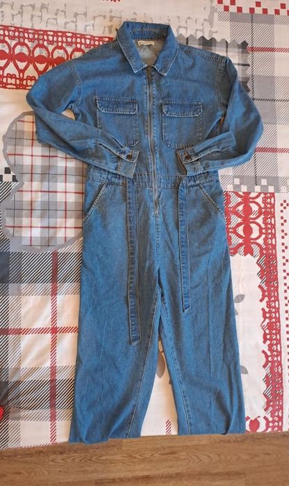 Продам Джинсовый Комбинезон