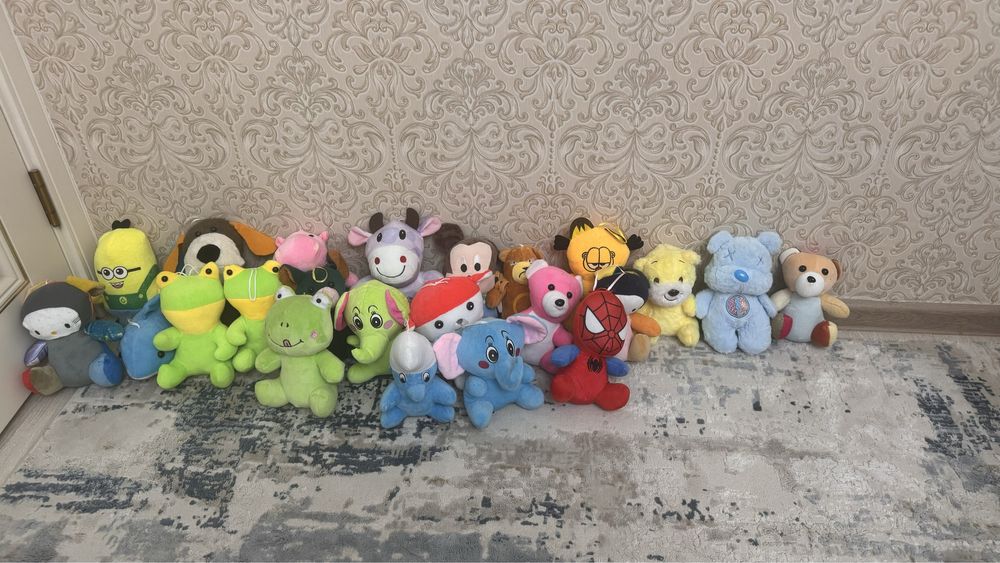 Мягкие игрушки………