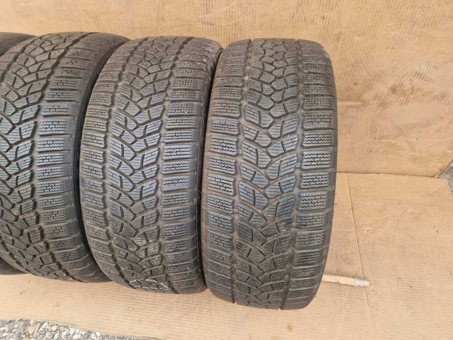 4 Firestone R18 225/45
Зимни гуми 
DOT2819