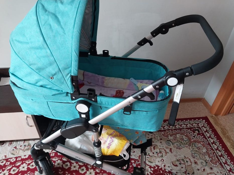 Продам коляску детскую