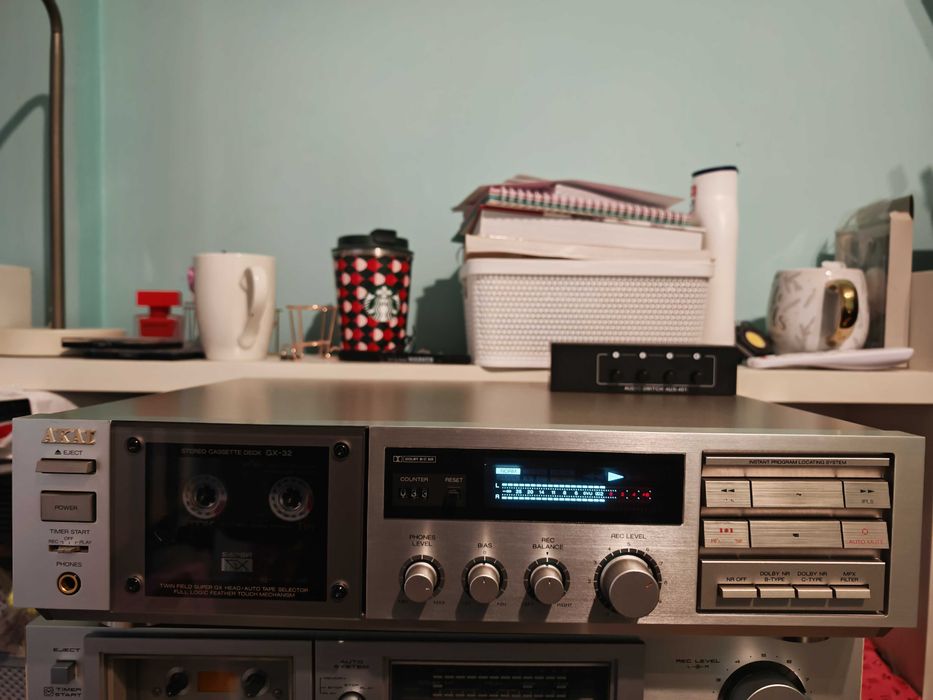 Vand deck Akai GX32 argintiu (mai rar) intr-o stare aproape impecabila