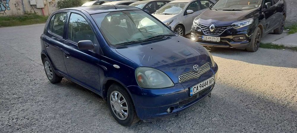 Toyota Yaris, 2000, 247700 км.