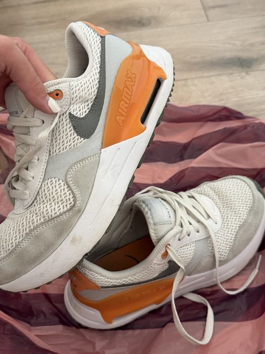 Оригинални маратонки Nike Air Max SYSTM 39 размер