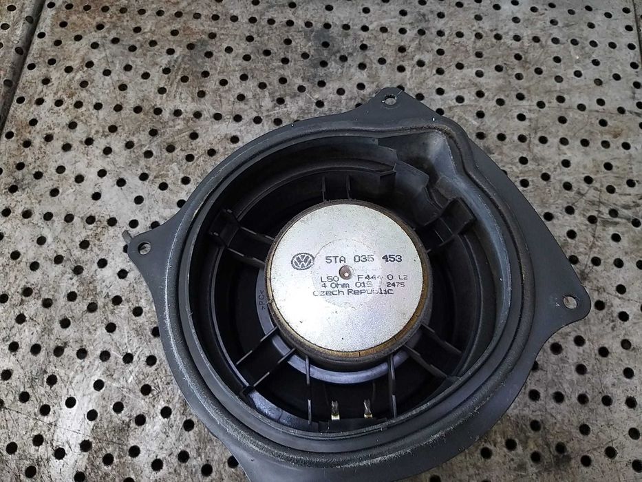 Boxa audio stanga spate vw touran 5t 2016 5ta035453