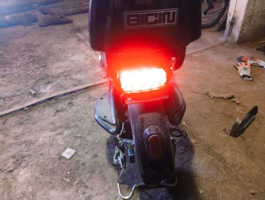 Электро скутер детский.