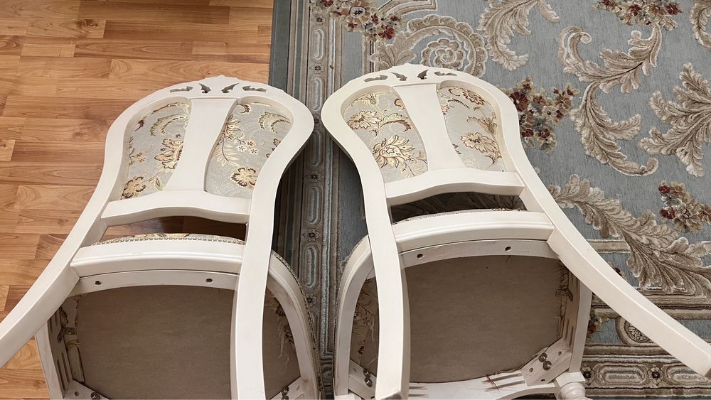 Стулья в классическом стиле