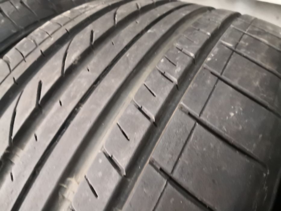 255 40 19 цола гуми като нови dot 23