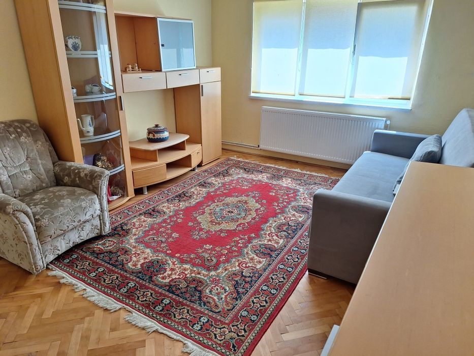 Închiriez apartament 2 camere