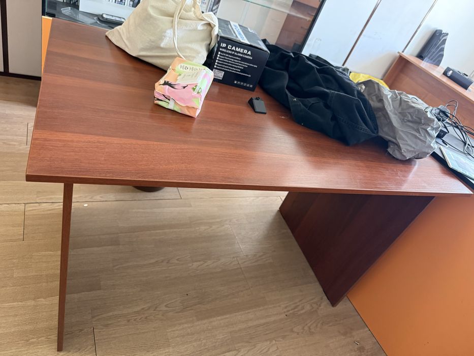 Продам шкафы столы дешево срочно!!!