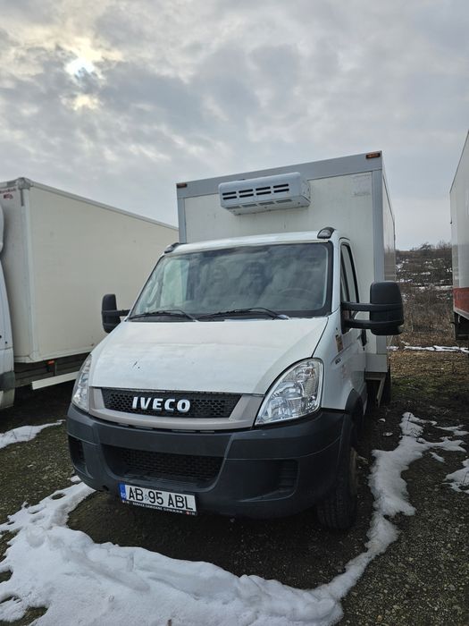 Vând mai multe autoutilitare iveco si un mercedes sprinter