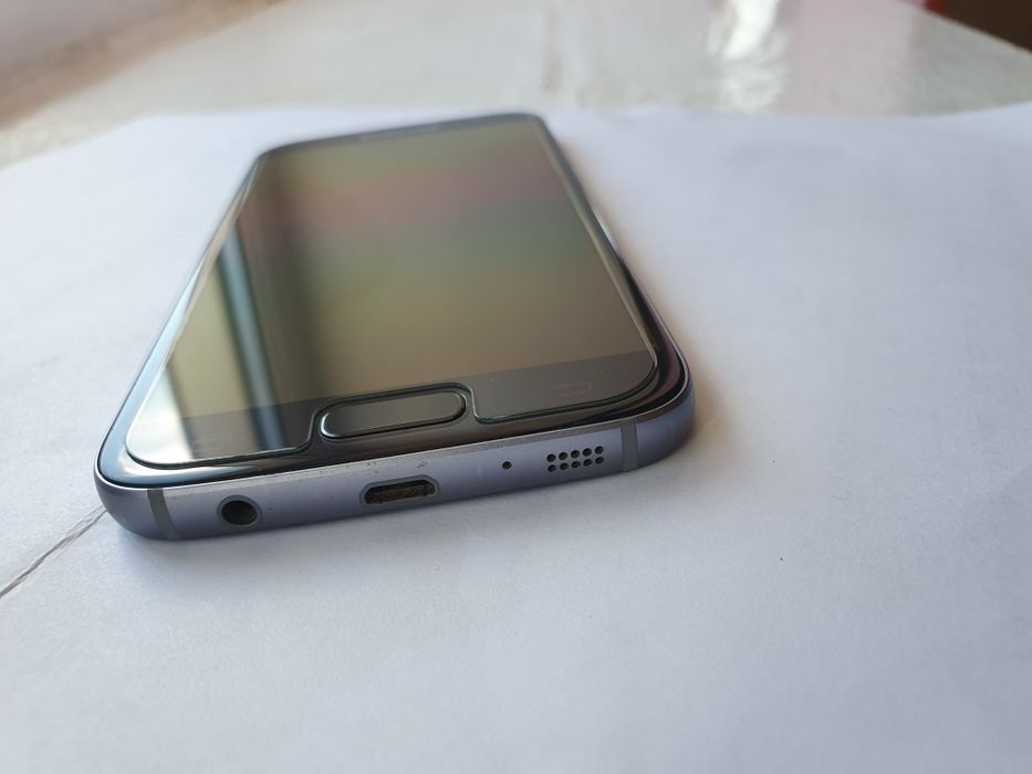 Продам самсунг S7 отличном состояние