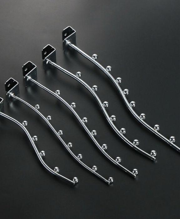 Кронштейн и  панель