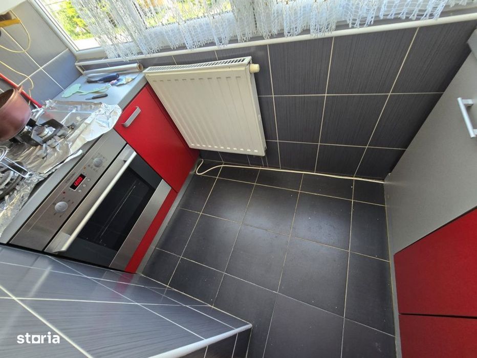 Apartament 3 camere Trivale, decomandat, mobilat, utilat - etaj 2