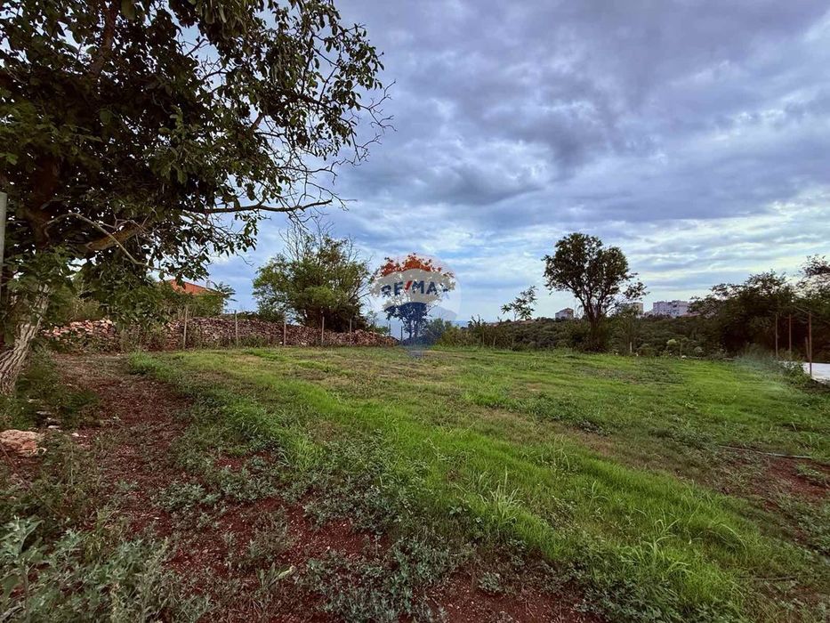 Продава се Парцел в Балчик - 794 кв.м за 101 €/кв.м - Снимка #2