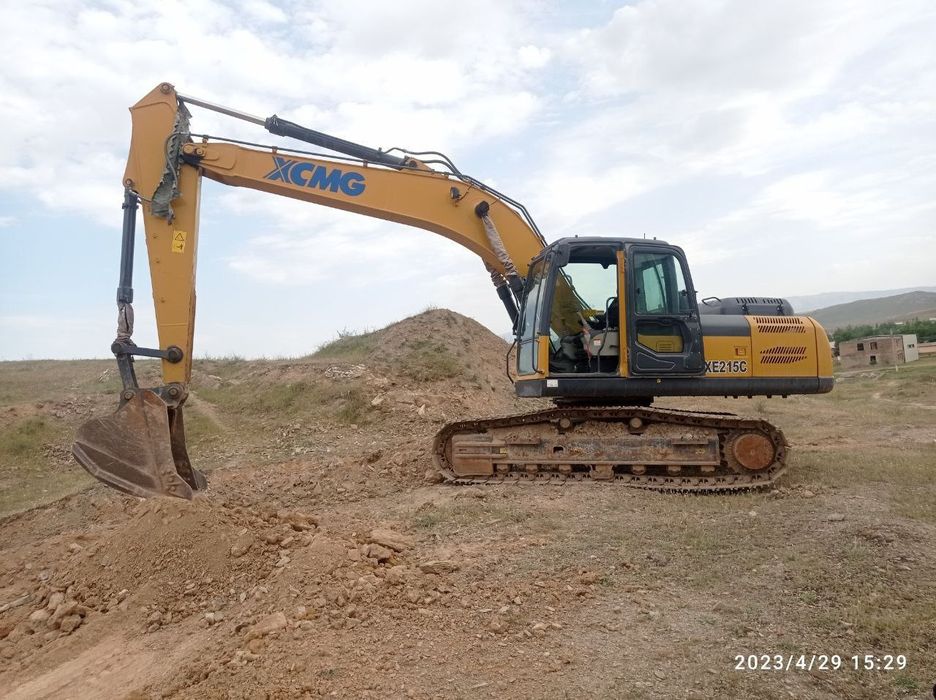 XCMG 215 талик гусинитса, 9 метрлик стрела 1.2³ ковуш